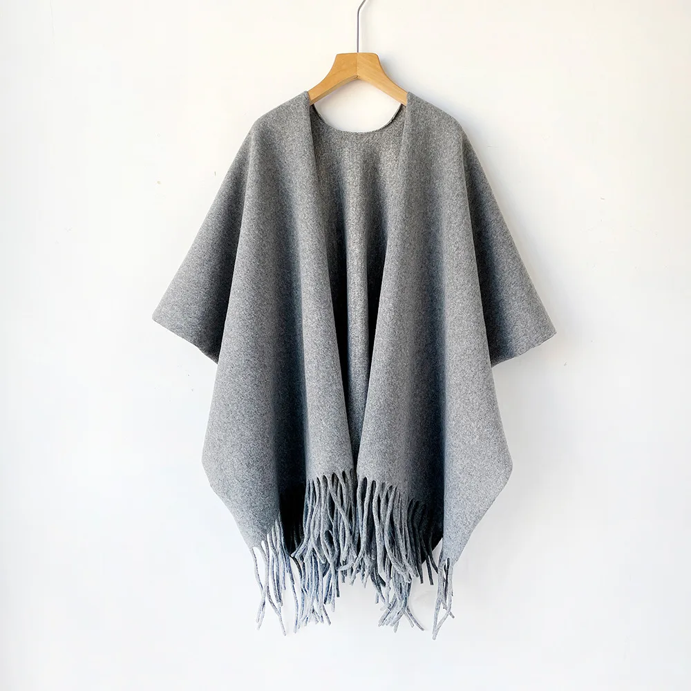 Scialle Invernale da Donna, Po - Woven Scarf Blanket recensione e prezzo