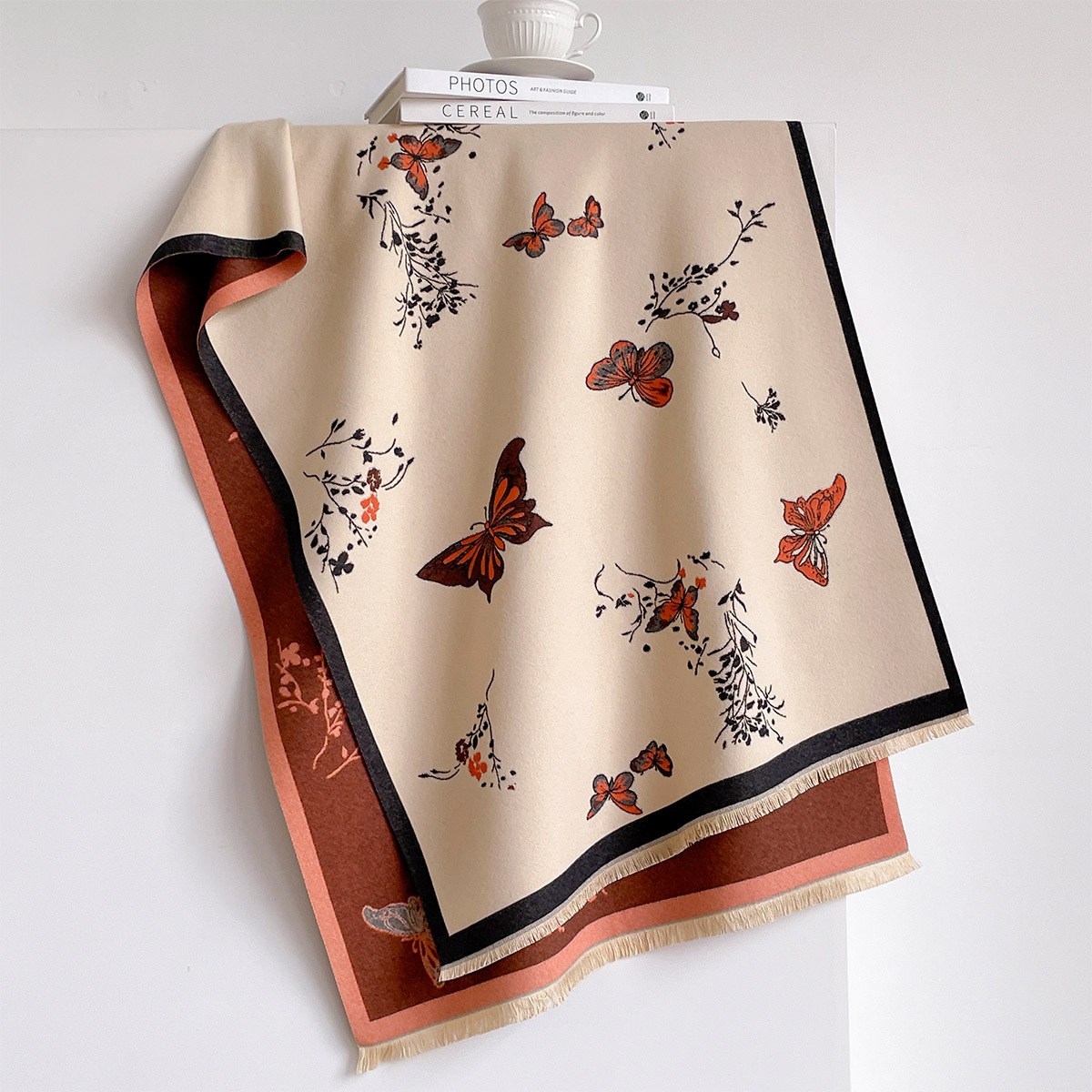 Sciarpa da Donna in Imitazione - Woven Scarf Blanket recensione e prezzo
