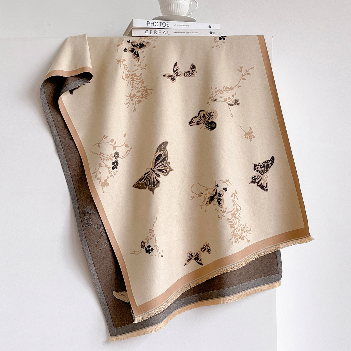 Sciarpa da Donna in Imitazione - Woven Scarf Blanket recensione e prezzo