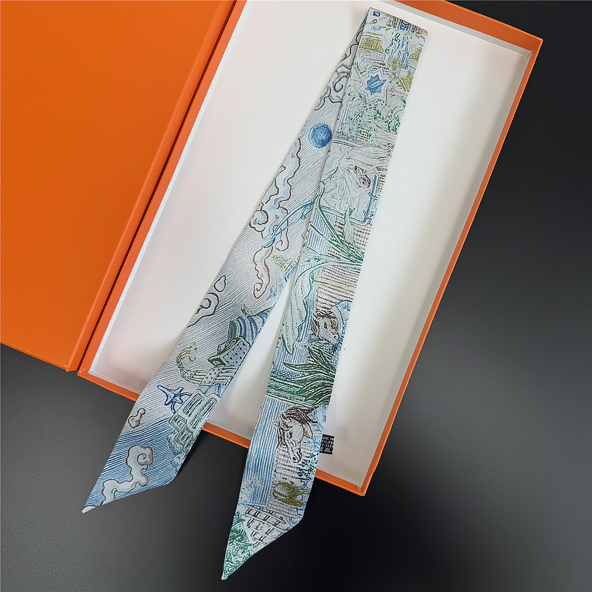 Sciarpa di lusso in seta con s - Face Scarf Mask recensione e prezzo
