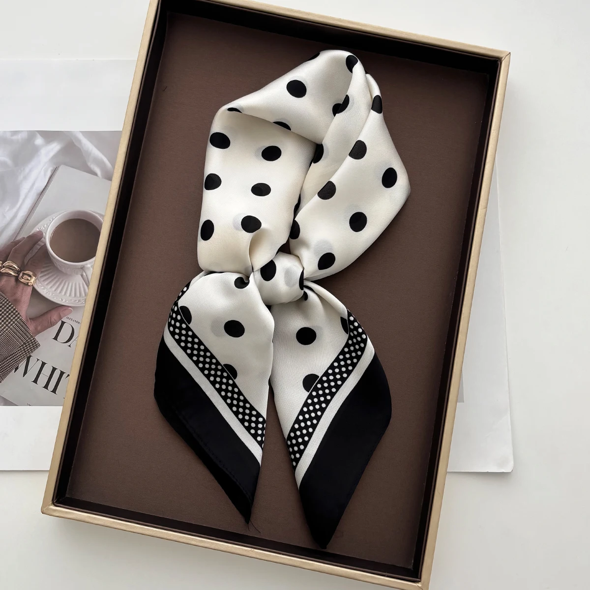 Foulard quadrato elegante in r - Scarf Silk Square recensione e prezzo